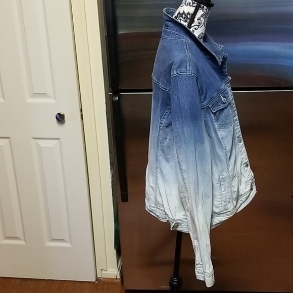 Jones New York Ombre Denim Jacket - Picture 3 of 9